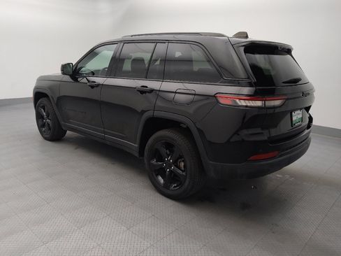 Used 2023 Jeep Grand Cherokee Limited w/ Luxury Tech Group II RWD image 3