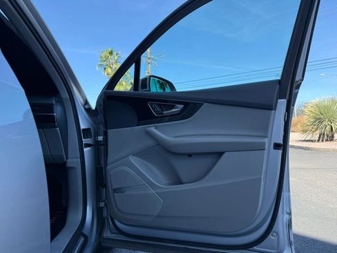 Used 2019 Audi Q7 3.0T Premium Plus image 34