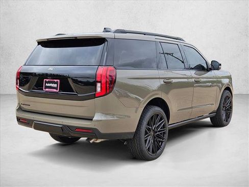 New 2027 Ford Expedition Platinum w/ Stealth Performance Package AWD/4WD image 2
