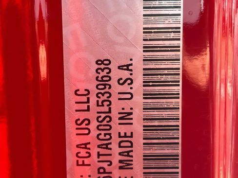 New 2025 Jeep Gladiator Sport image 29