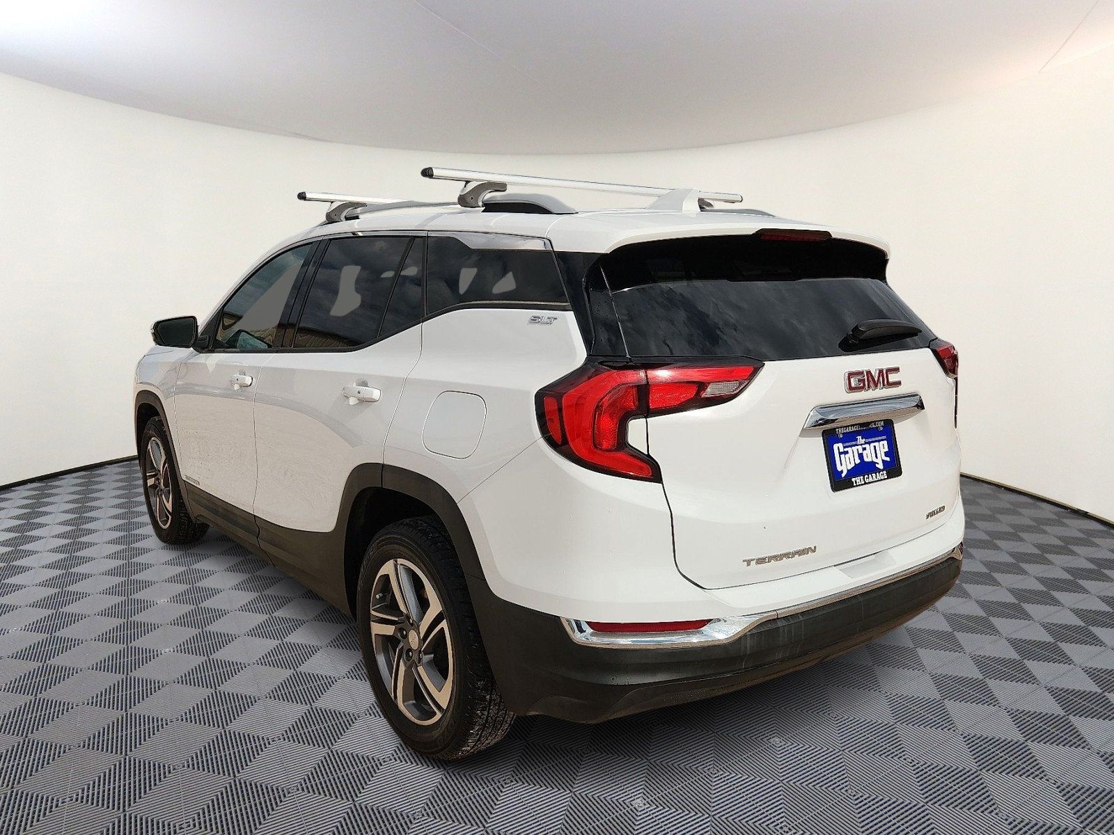 Used 2020 GMC Terrain SLT AWD/4WD image 3
