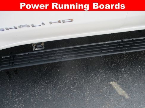 Used 2025 GMC Sierra 3500 Denali Ultimate AWD/4WD image 15