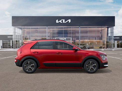 New 2026 Kia Niro LX image 7