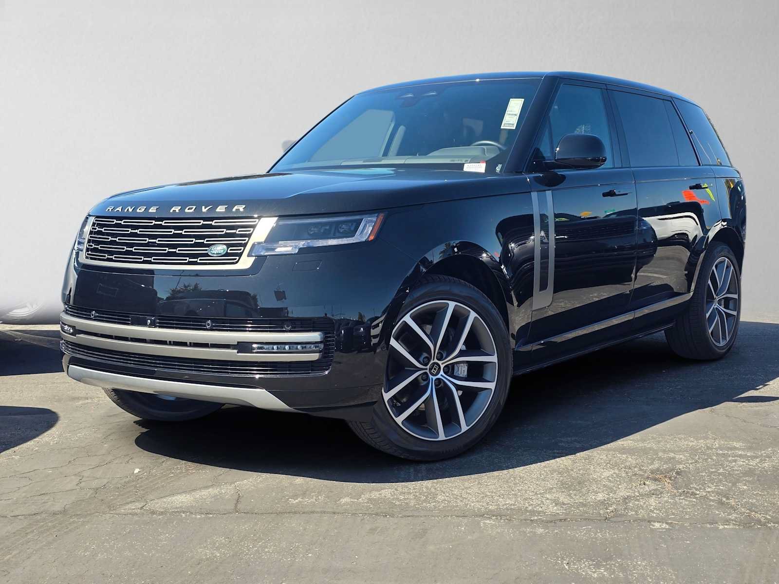 New 2027 Land Rover Range Rover Long Wheelbase SE AWD/4WD image 1