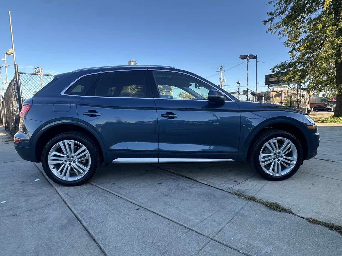 Used 2018 Audi Q5 Prestige AWD/4WD image 4