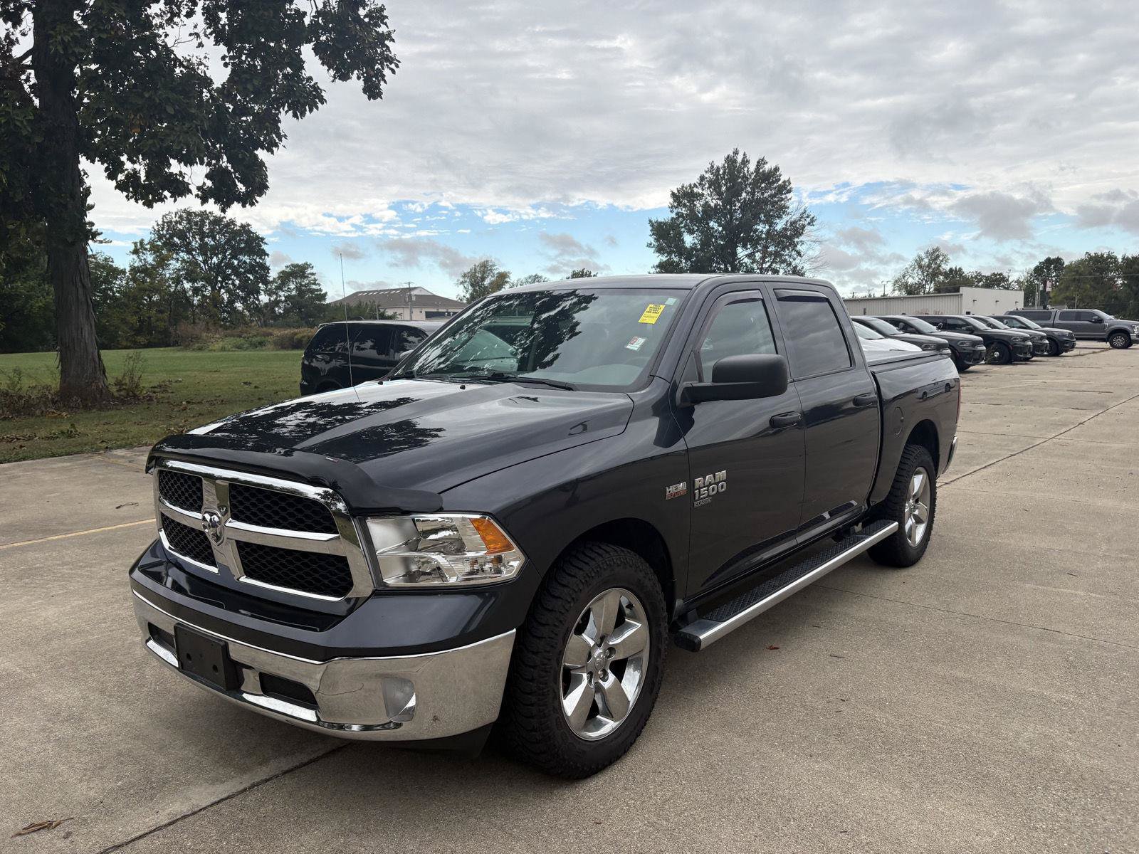 Used 2019 RAM 1500 Tradesman w/ Tradesman SXT Package AWD/4WD image 4