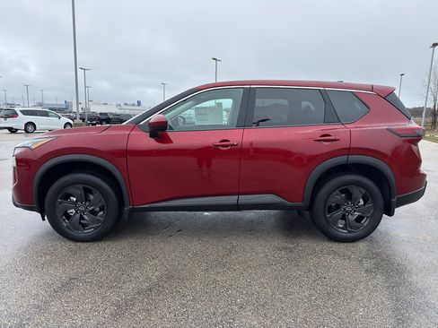 New 2026 Nissan Rogue SV image 6