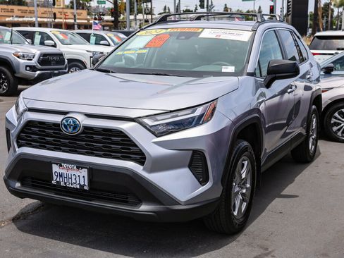 Certified 2024 Toyota RAV4 LE AWD/4WD image 21