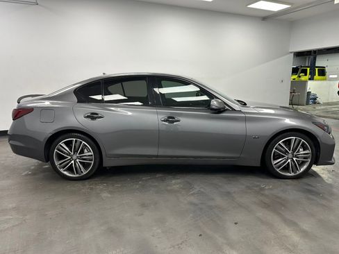 Used 2016 INFINITI Q50 Sport image 9