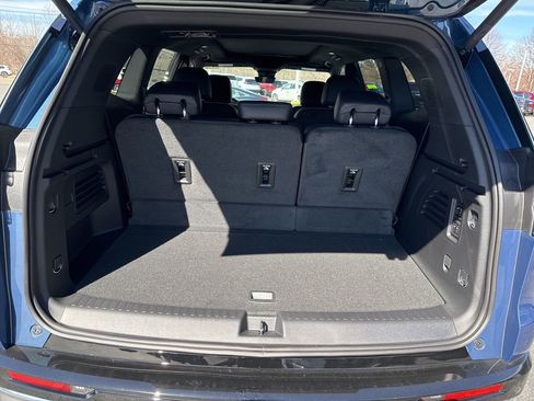 New 2026 GMC Acadia Denali w/ Super Cruise Package image 15