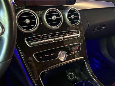 Used 2020 Mercedes-Benz C 300 4MATIC Sedan image 26