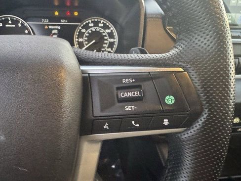 Used 2024 Mitsubishi Outlander SE image 15