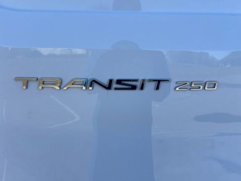 Used 2023 Ford Transit 250 Medium Roof AWD w/ Load Area Protection Package image 38