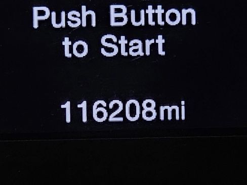 Used 2017 Jeep Renegade Latitude FWD image 15
