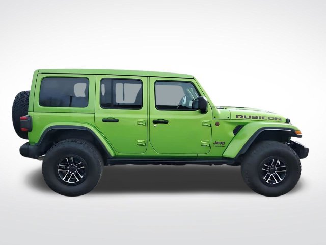 Used 2025 Jeep Wrangler Unlimited Rubicon AWD/4WD image 9