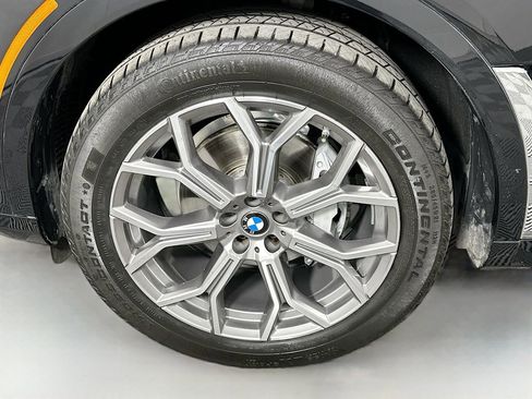 Certified 2022 BMW X7 xDrive40i w/ Premium Package image 33