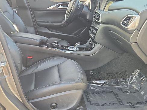 Used 2017 INFINITI QX30 w/ Cargo Package FWD image 20