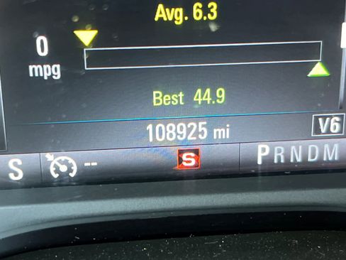 Used 2017 Chevrolet Camaro LT RWD image 27