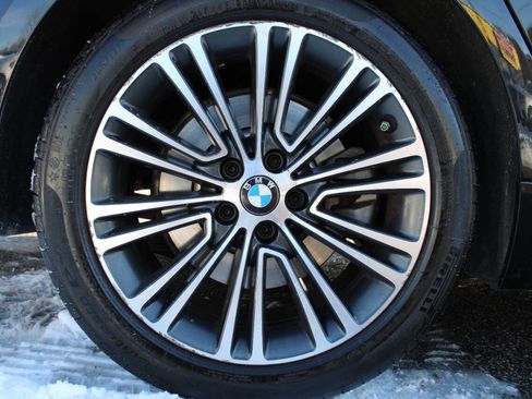 Used 2017 BMW 530i xDrive 530i xDrive AWD 4dr Sedan image 23