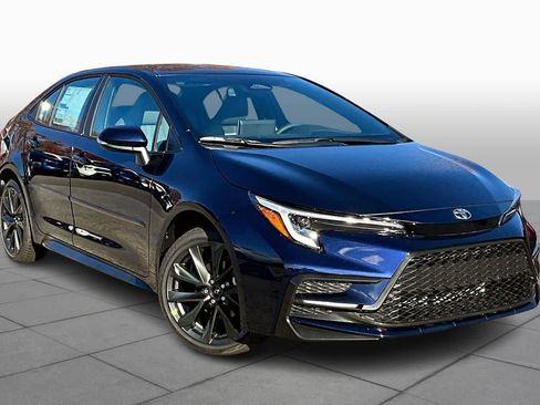 New 2026 Toyota Corolla SE image 2