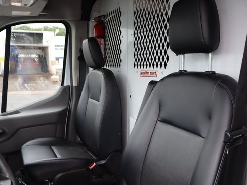 Used 2024 Ford Transit 250 148 Medium Roof w/ Load Area Protection Package RWD image 17