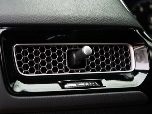 Certified 2023 Honda Civic Touring image 40