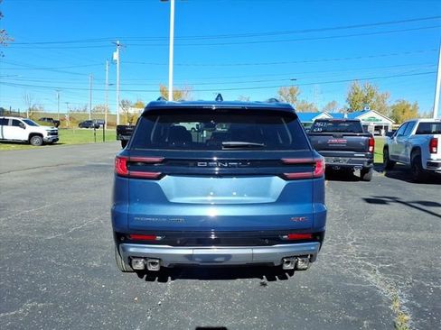 New 2026 GMC Acadia Denali w/ Super Cruise Package image 4