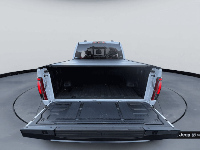 Used 2025 Ford F150 Raptor w/ Equipment Group 803A Raptor R AWD/4WD image 7