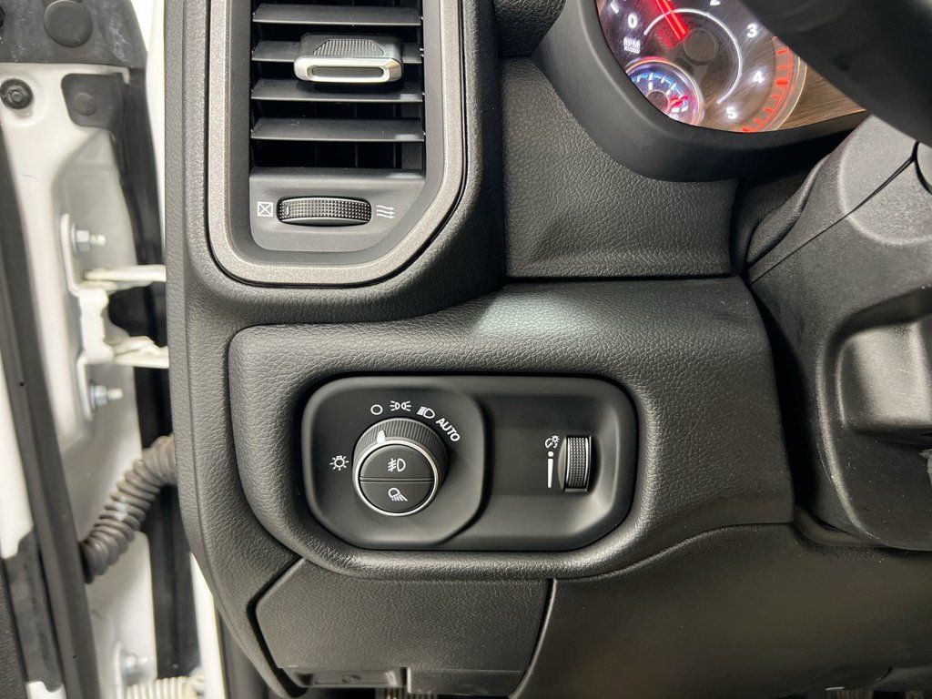 Used 2025 RAM 3500 Tradesman AWD/4WD image 13
