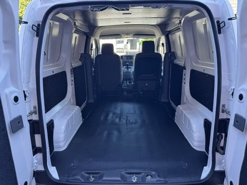 Used 2020 Nissan NV200 S FWD image 3
