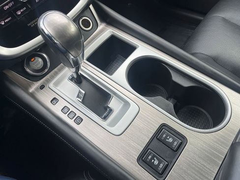 Used 2018 Nissan Murano SL w/ Midnight Edition Package image 23