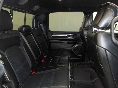 Used 2024 RAM 1500 Laramie AWD/4WD image 18