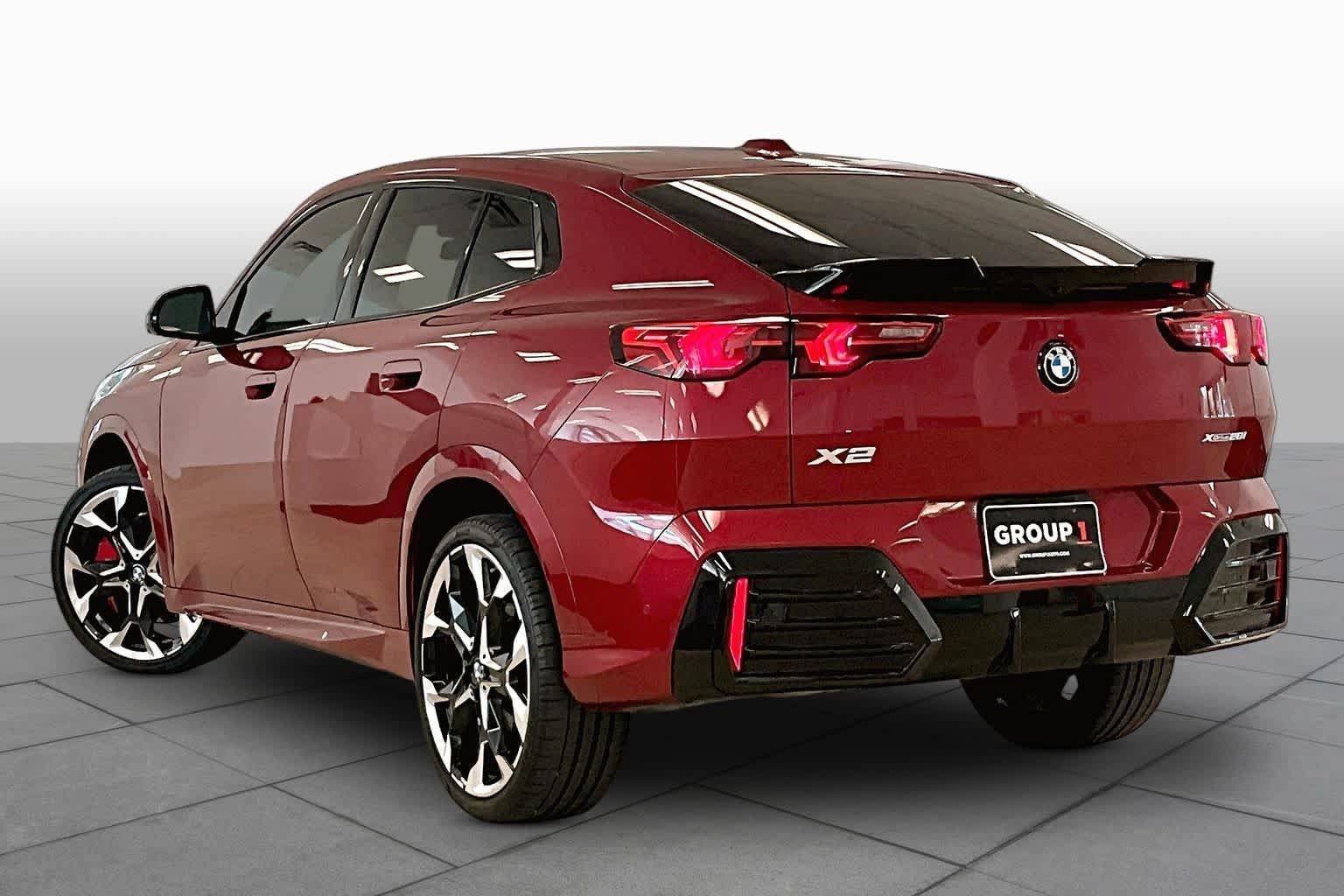 Used 2025 BMW X2 xDrive28i w/ Premium Package AWD/4WD image 11