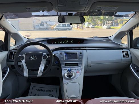 Used 2015 Toyota Prius Two FWD image 25