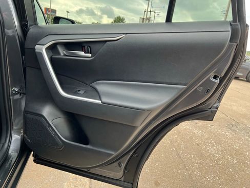 Used 2023 Toyota RAV4 XLE image 17