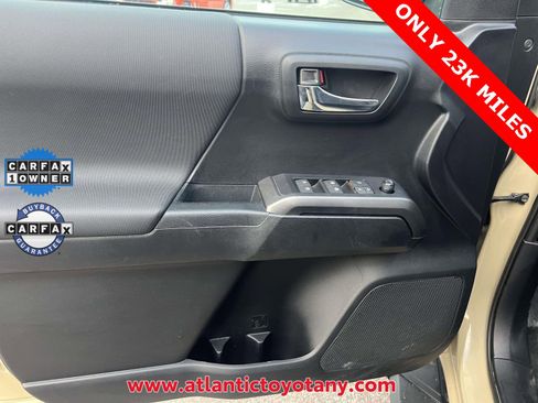 Used 2019 Toyota Tacoma TRD Sport image 22