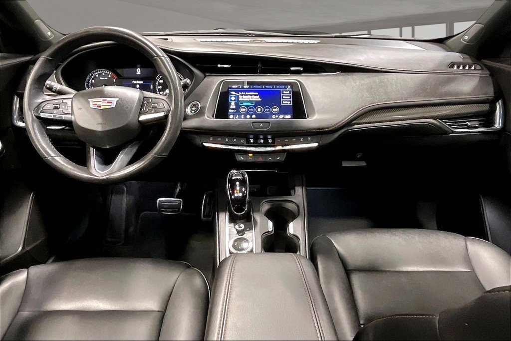 Used 2023 Cadillac XT4 Sport w/ Cold Weather Package AWD/4WD image 8