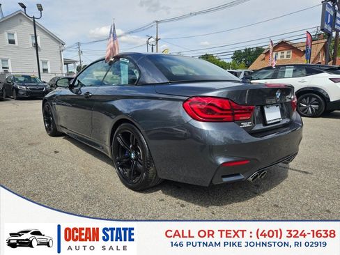 Used 2018 BMW M4 Convertible RWD image 3