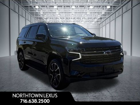 Used 2021 Chevrolet Tahoe RST w/ Luxury Package AWD/4WD image 4