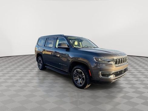 Used 2022 Jeep Wagoneer Series III w/ Convenience Group I image 2