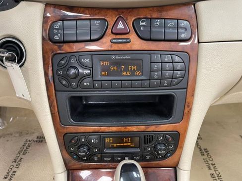 Used 2004 Mercedes-Benz CLK 500 Cabriolet image 62