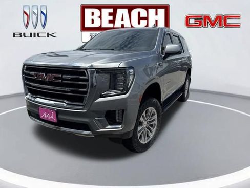 Used 2024 GMC Yukon SLT w/ SLT Luxury Package AWD/4WD image 7