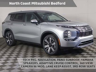 New 2025 Mitsubishi Outlander SE