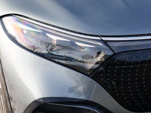 Certified 2023 Mercedes-Benz EQS 580 4MATIC SUV image 11