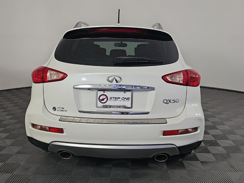 Used 2017 INFINITI QX50 2WD w/ Premium Package image 6