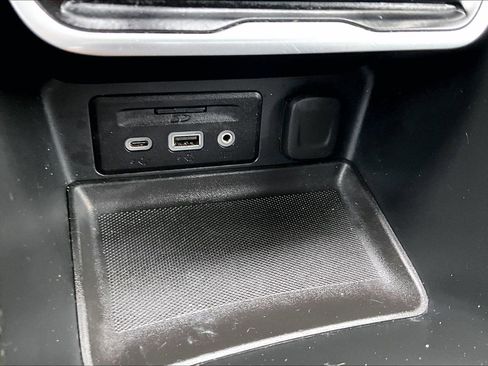 Used 2020 GMC Terrain Denali w/ LPO, Floor Liner Package image 29