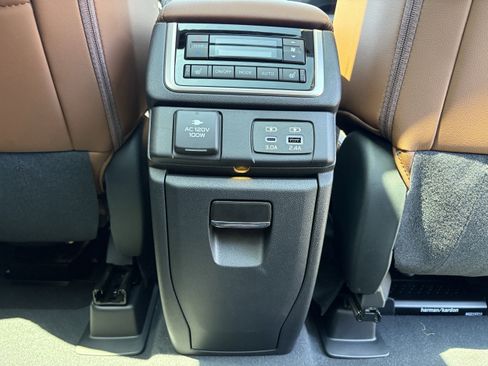 New 2026 Subaru Ascent Touring AWD/4WD image 33