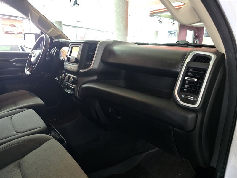 Used 2020 RAM 1500 Big Horn AWD/4WD image 12