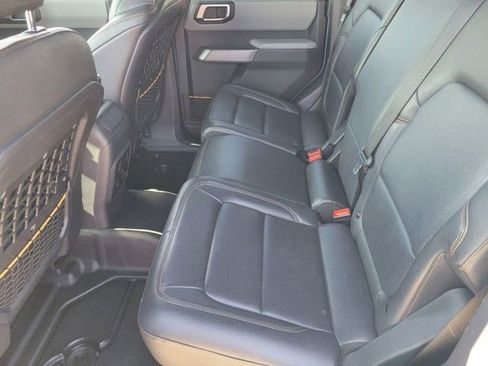 Used 2022 Ford Bronco Badlands w/ Sasquatch Package image 11