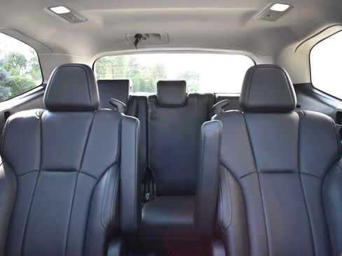 Used 2022 Subaru Ascent Limited w/ Technology Package AWD/4WD image 17